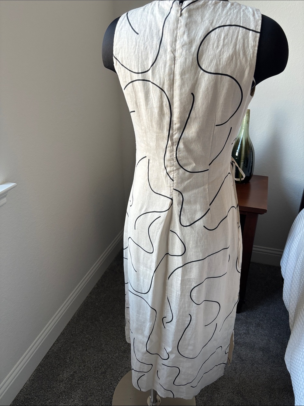 Magaschoni Cream Midi Dress with Black Abstract Print and Side Tie - Picture 7 of 8